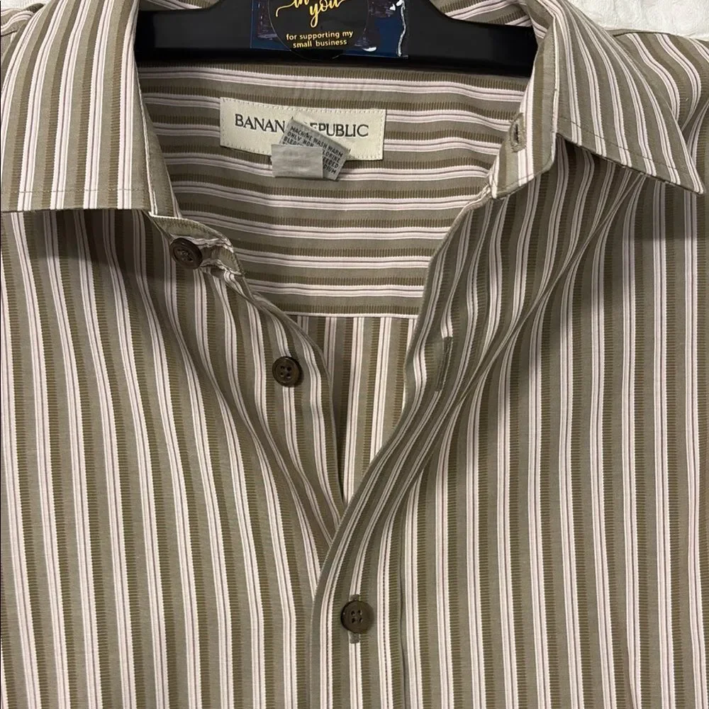 Banana Republic Light Beige Striped Dress Shirt - L